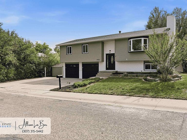 3921 Swanton Ave photo 3