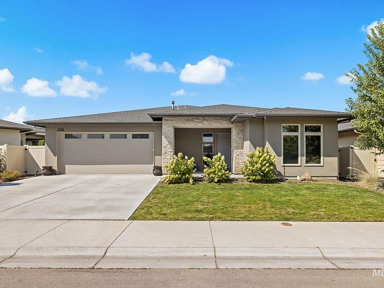 2319 S Steichen Way photo 1