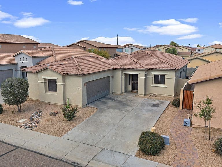 4928 W Harwell Rd photo 1