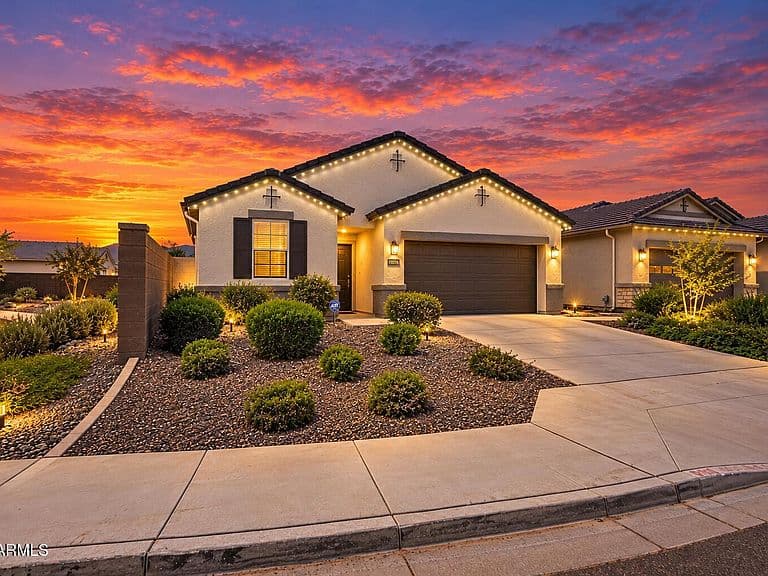 10056 S SAGUARO Drive photo 2