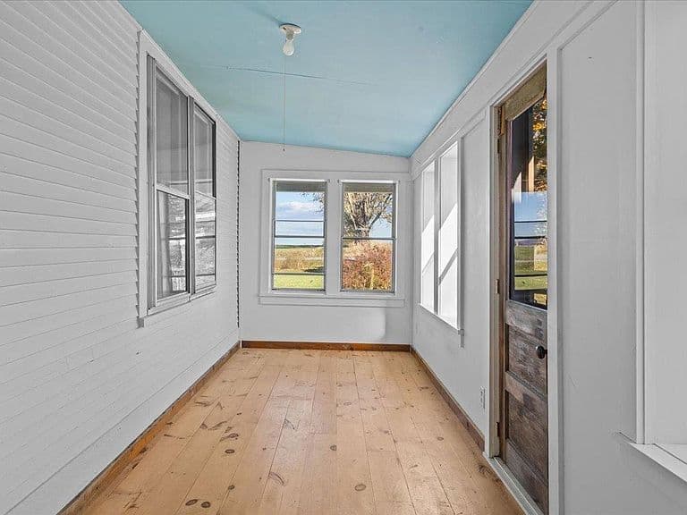 203 Sand Road photo 5