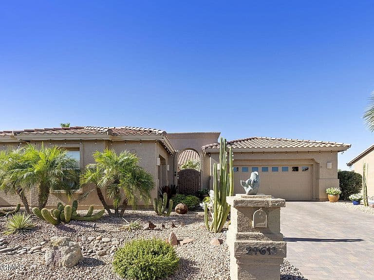 24613 S LAKEWAY Circle SE photo 4