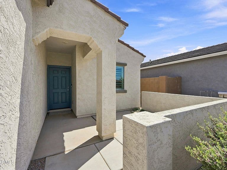 35377 W SANTA MONICA Avenue photo 4