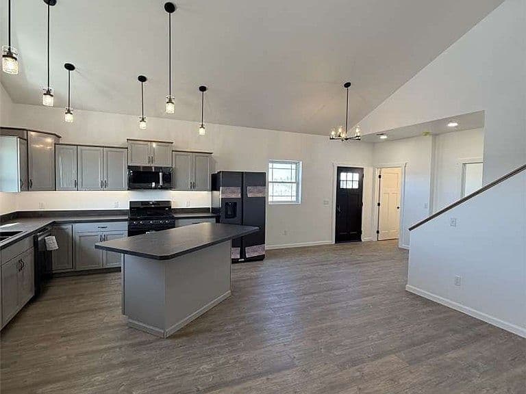 4801 Eco Built Way photo 2