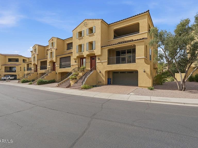 7101 W LINDA Lane photo 3