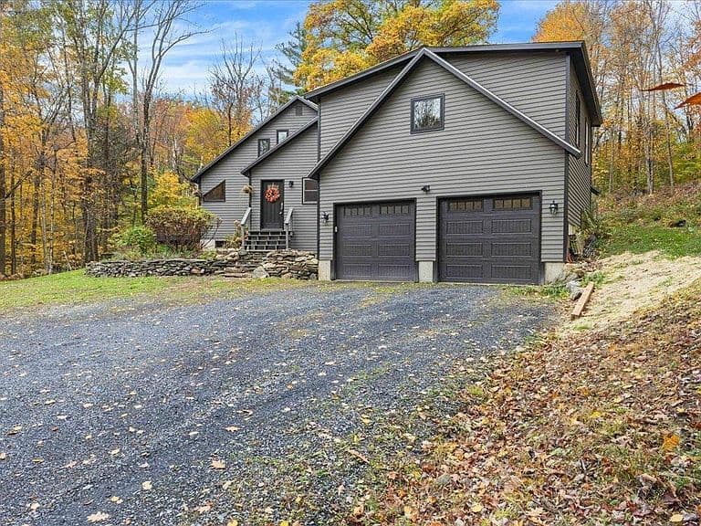 386 Collins Mountain Road photo 2
