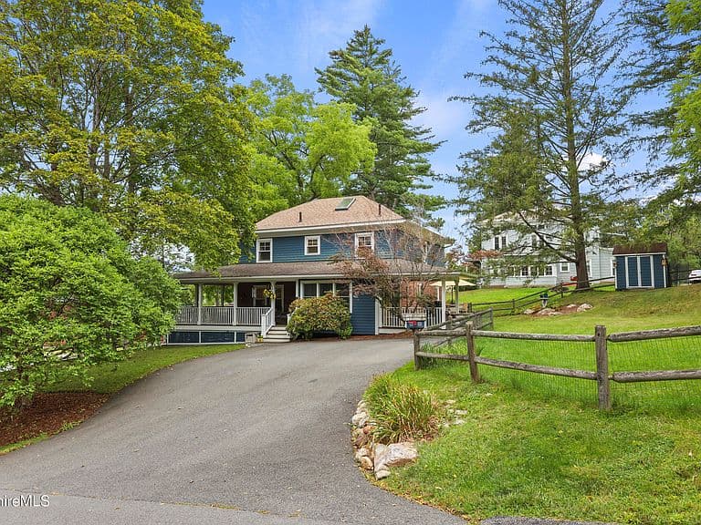 662 N Hoosac Rd photo 3