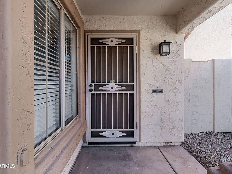 1638 E BARBARITA Avenue photo 4