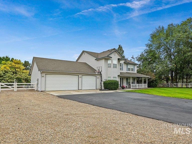 8625 Vic Ln photo 3