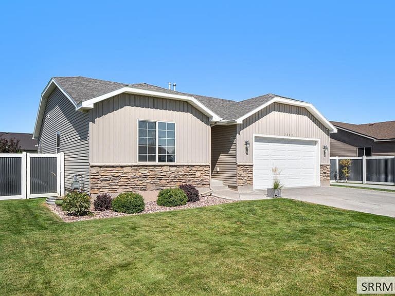 3803 Slate Dr photo 3