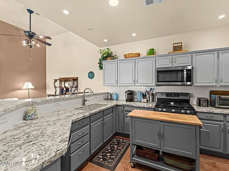 40 NORTHRIDGE Circle photo 3