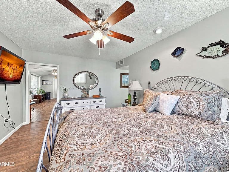 10909 W ROUNDELAY Circle photo 4