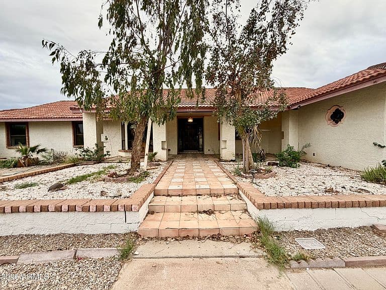 6723 W SCHMIDT Street photo 2