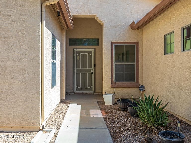 44352 W JUNIPER Avenue photo 4