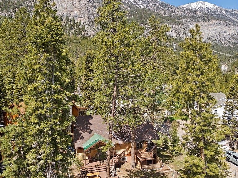 4187 Matterhorn Way photo 4