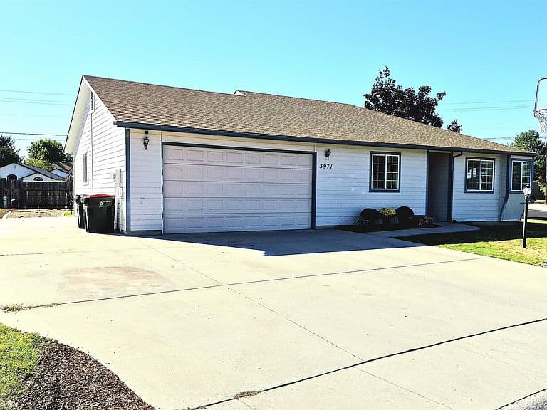 3971 W Sugar Creek Dr photo 1