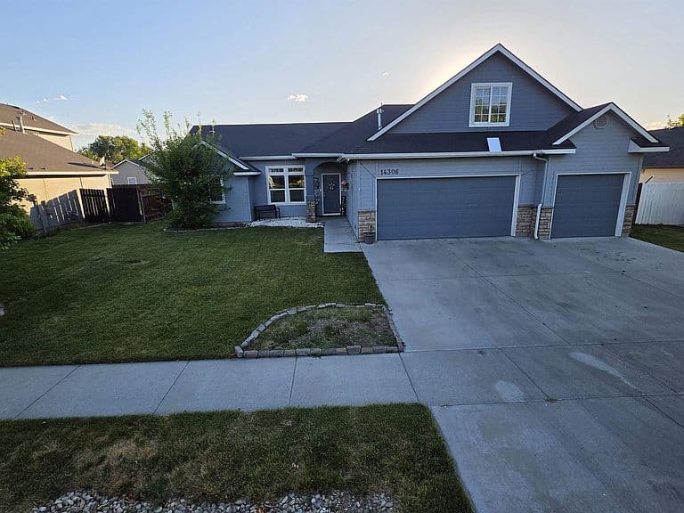14306 N Mission Pointe Loop photo 2