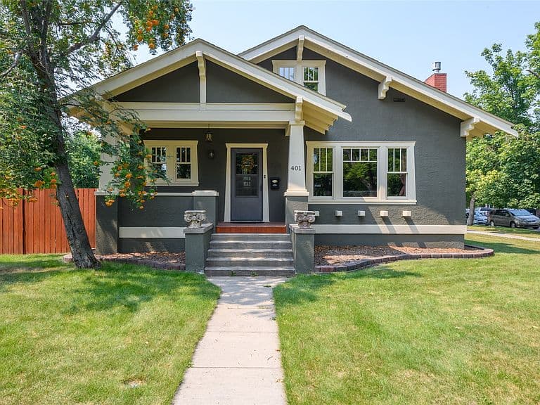 401 Brooks St photo 1