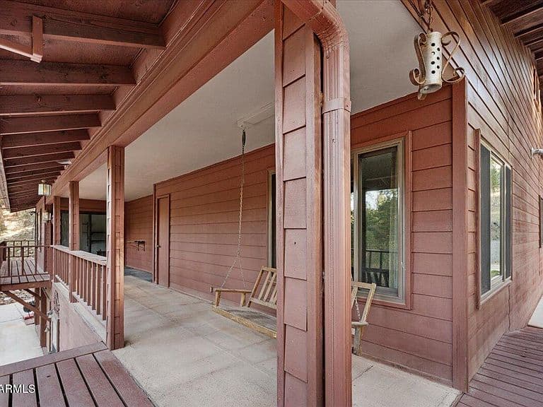 5373 S WALKER Road photo 4