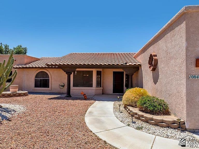 10840 S Via Salida photo 3