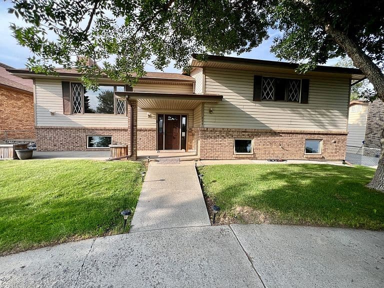 844 Richards St photo 1