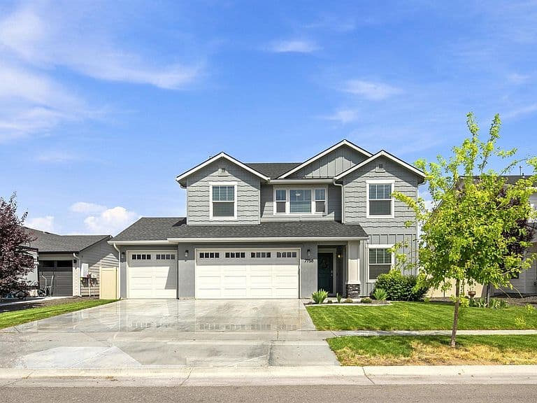 7758 E Rogue Dr photo 1