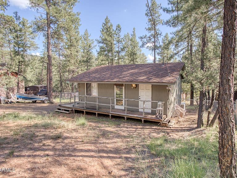 8317 W EAGLE Drive photo 2