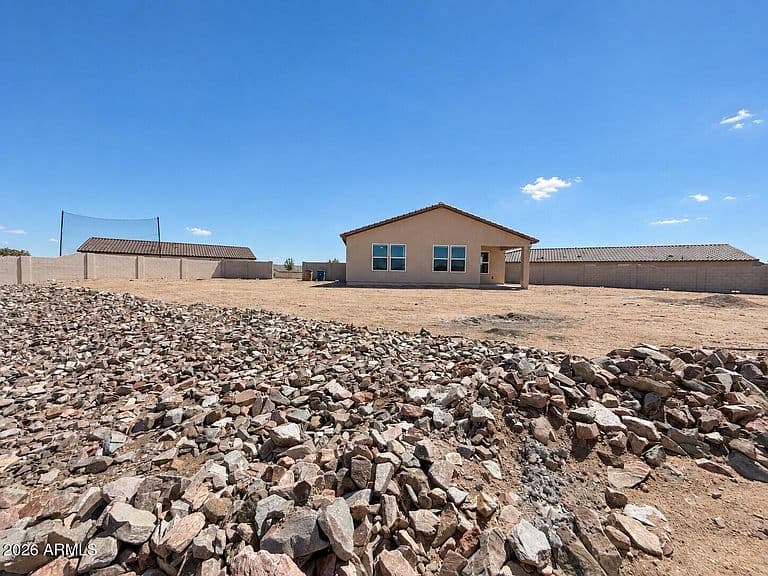 910 ECHO Court photo 2