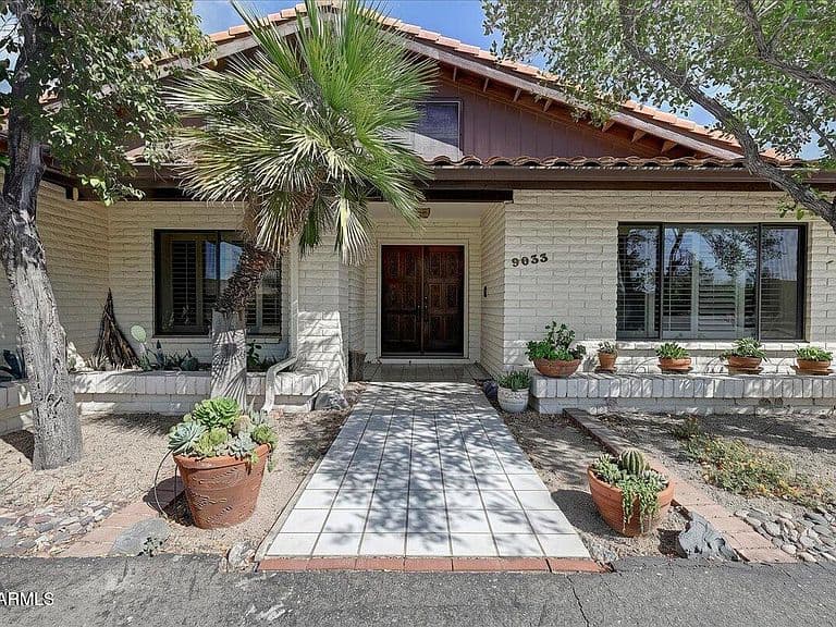 9033 E LAZYWOOD Place photo 1