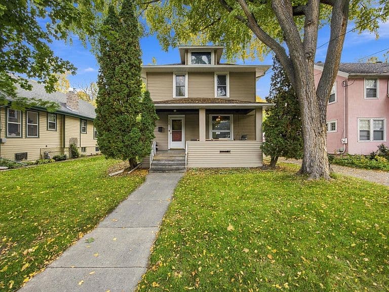 314 Eddy Ct S photo 1