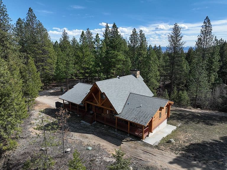 1009 Bourne Loop photo 5