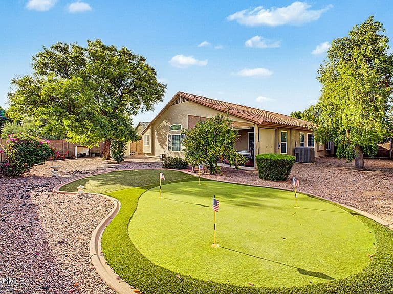 2093 E NATHAN Way photo 4