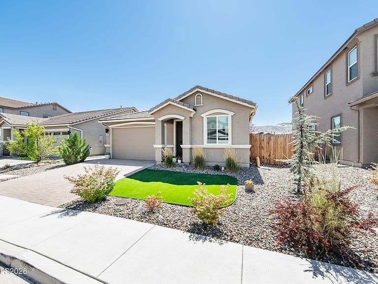 2355 Soprano Dr photo 2