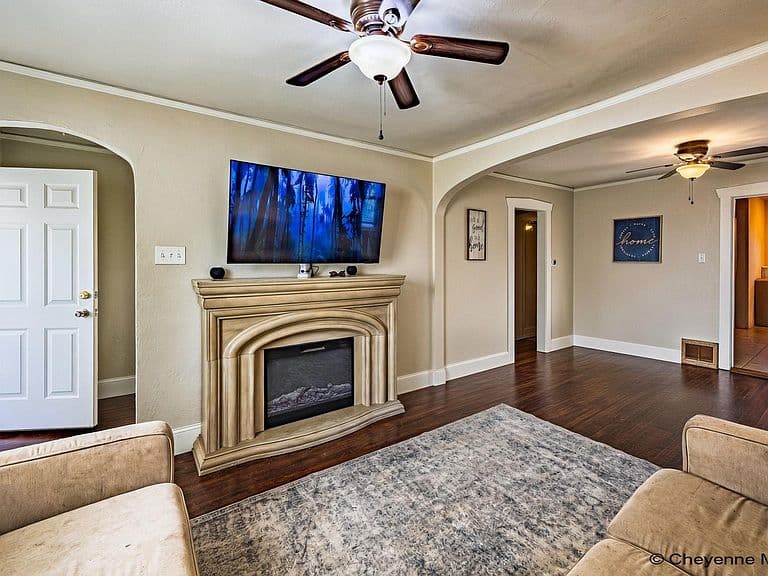 2913 Ames Ct photo 5