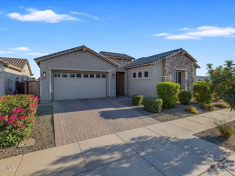 22449 E Pegasus Parkway photo 5