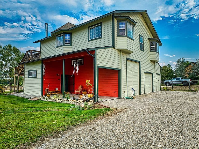 344 Justin Dr photo 2