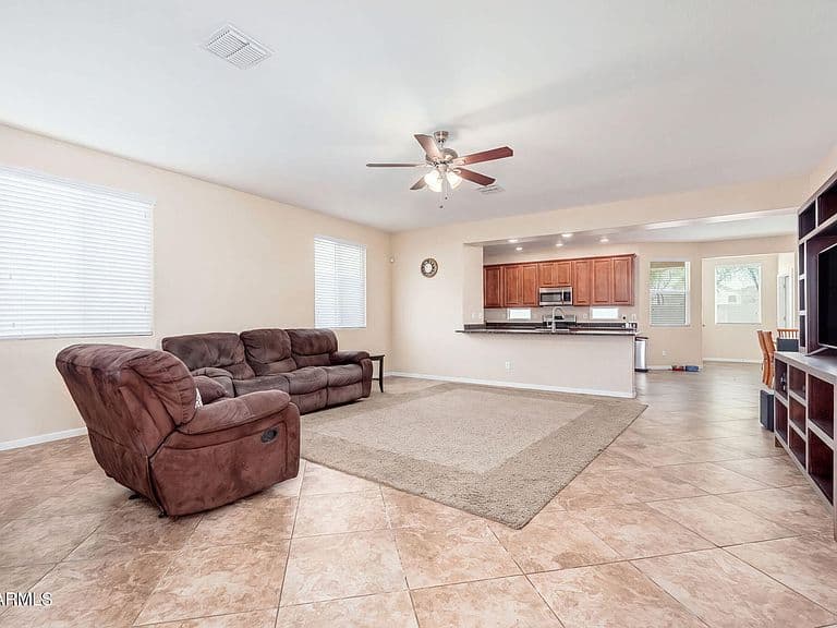 12935 W FLYNN Lane photo 3