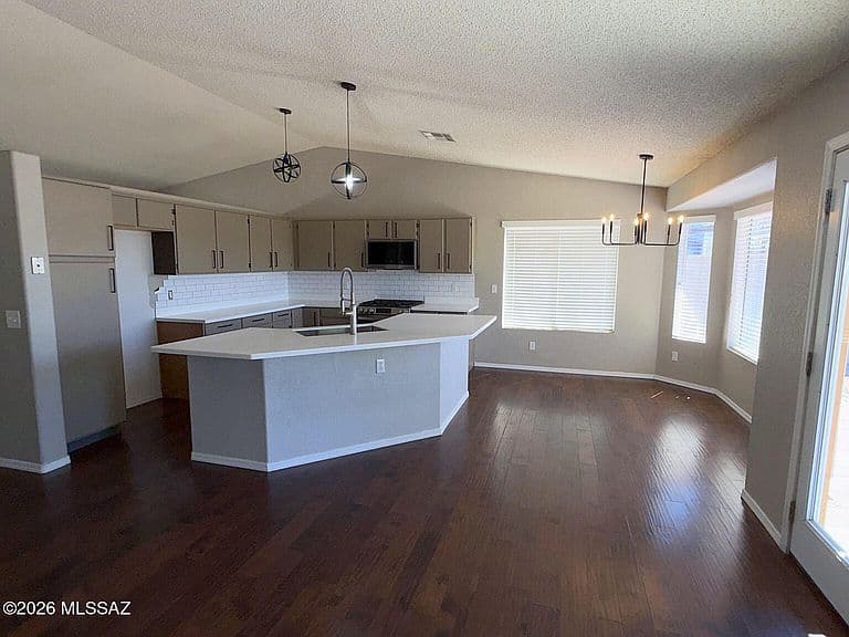 7840 S Caesar Dr photo 5