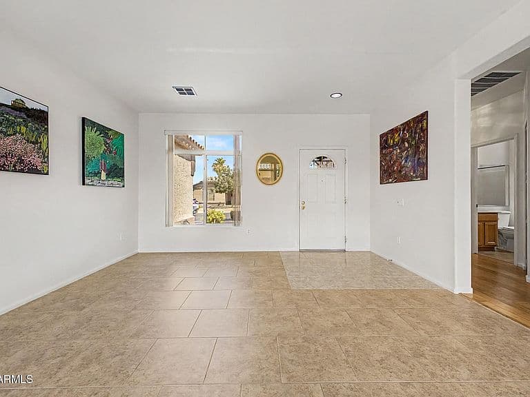 13660 W ANTELOPE Drive photo 5
