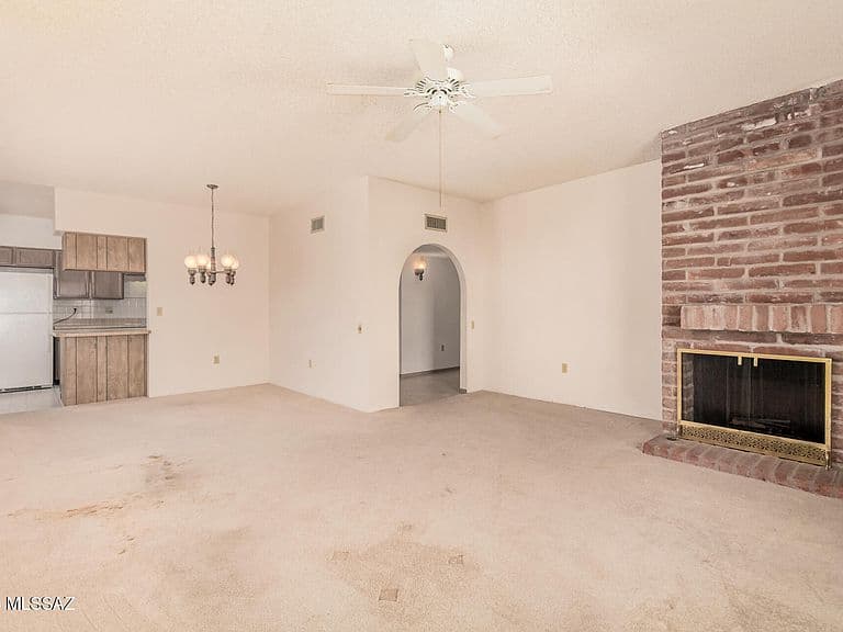 1409 W Calle Mendoza photo 4