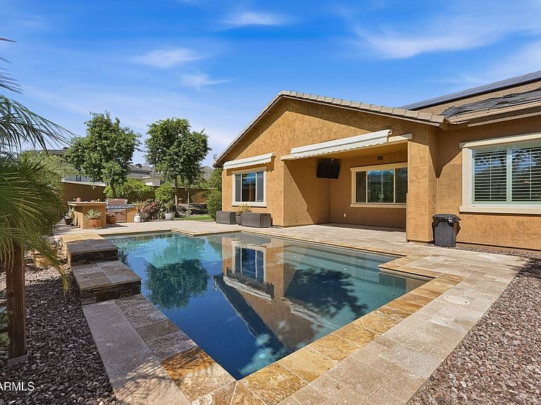 21275 W SYCAMORE Drive photo 4
