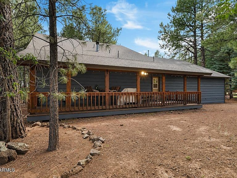 3163 VIKING Trail photo 4