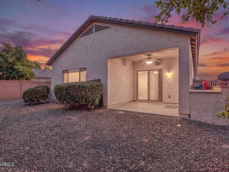 26066 W TONTO Lane photo 3