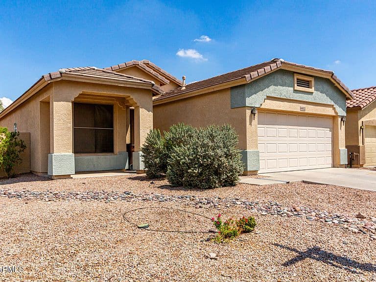 44922 W ALAMENDRAS Street photo 4