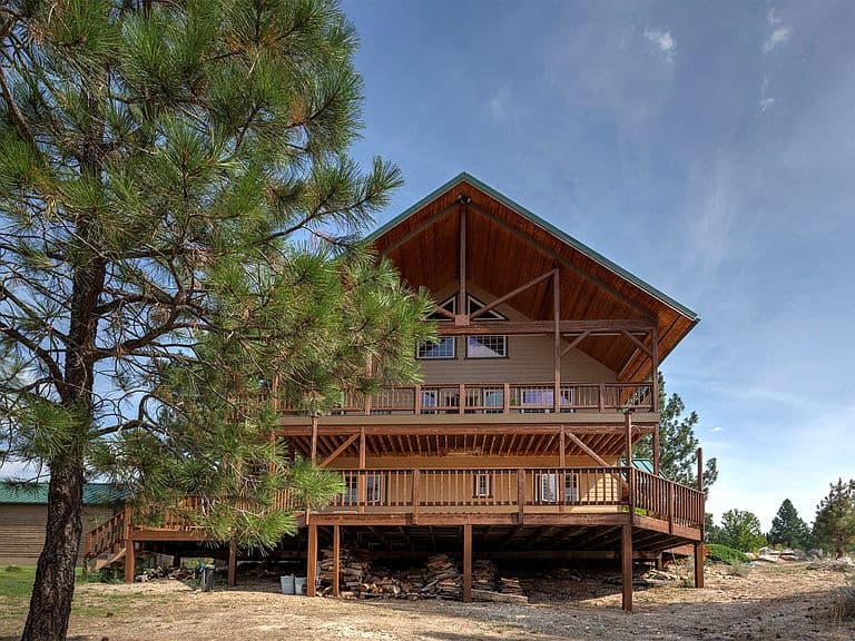 478 Higgins Ln photo 3