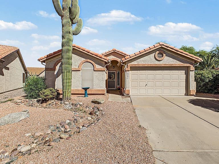 6893 S LAKE FOREST Court photo 2