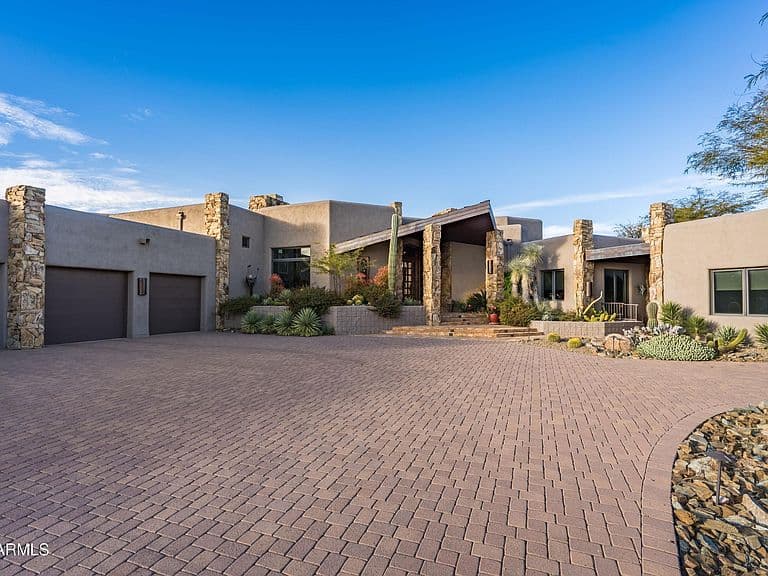 11306 E SALERO Drive photo 3