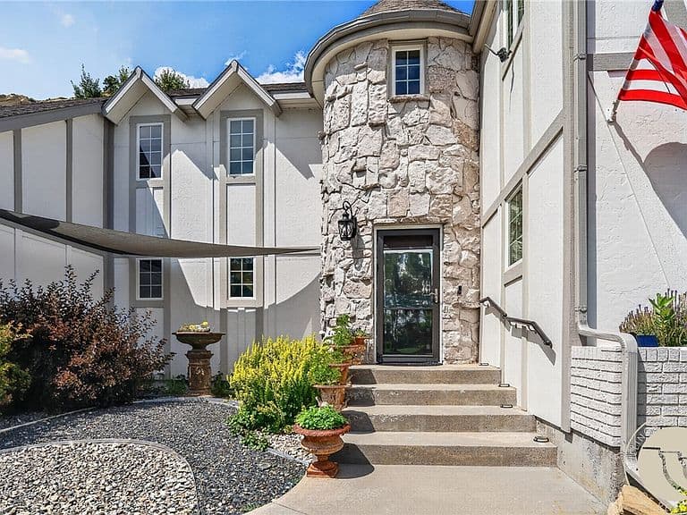 4427 Palisades Park Dr photo 2