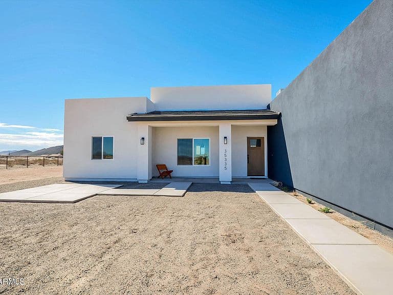 35335 W MCNEIL Street photo 4