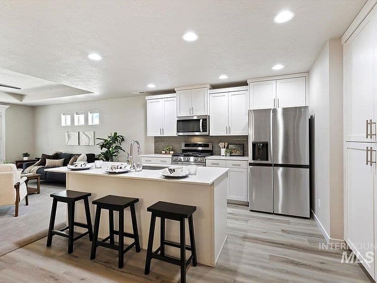 2391 E Kamay Dr photo 5
